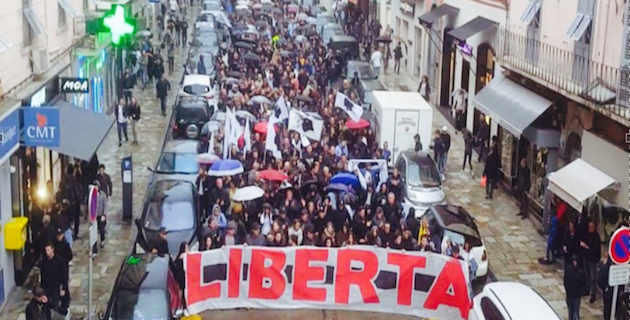 Bastia : Forte mobilisation à la manifestation de soutien aux trois jeunes nationalistes condamnés