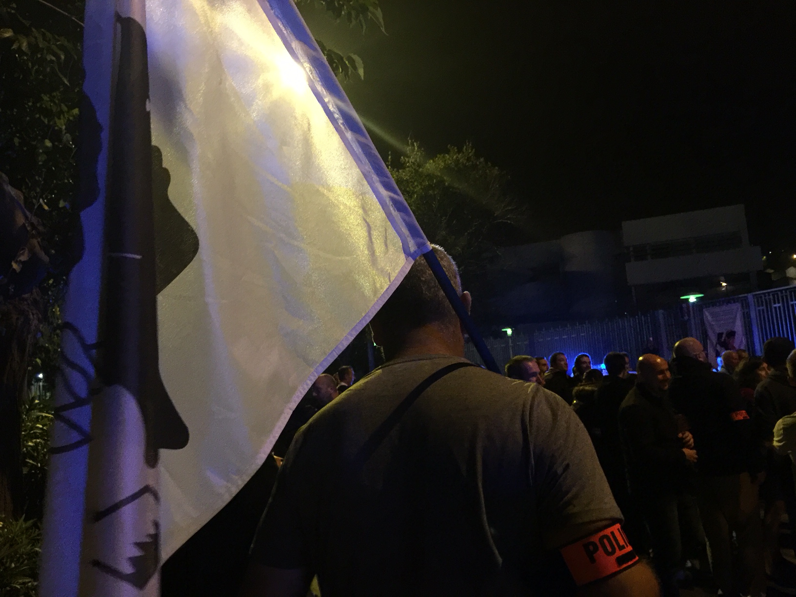 Manifestation nocturne des policiers dans les rues de Bastia