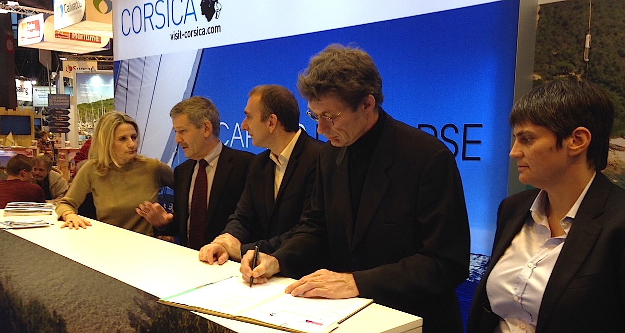 La signature de la convention