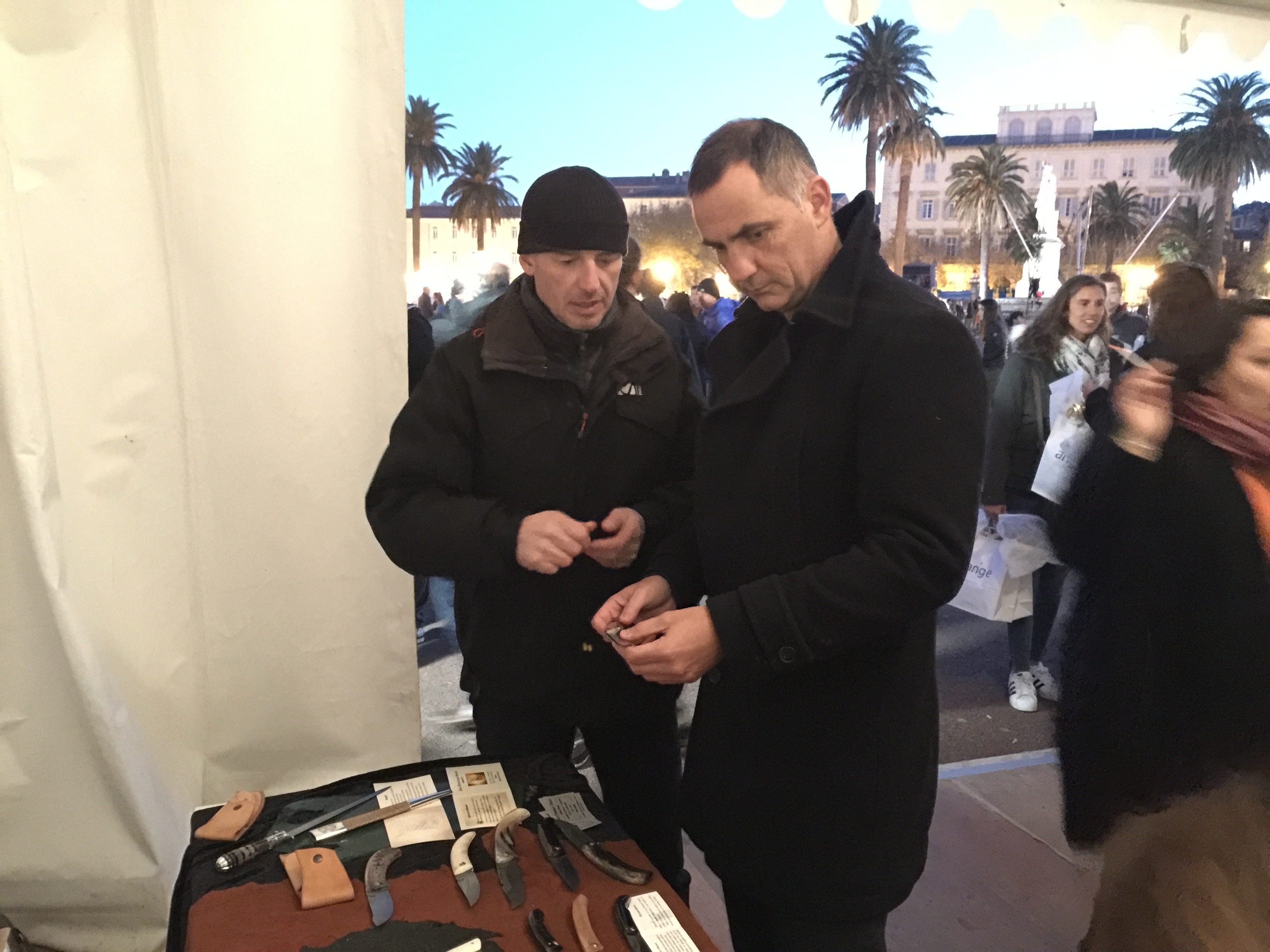 Coutellerie : L’excellence corse sur la place Saint-Nicolas de Bastia
