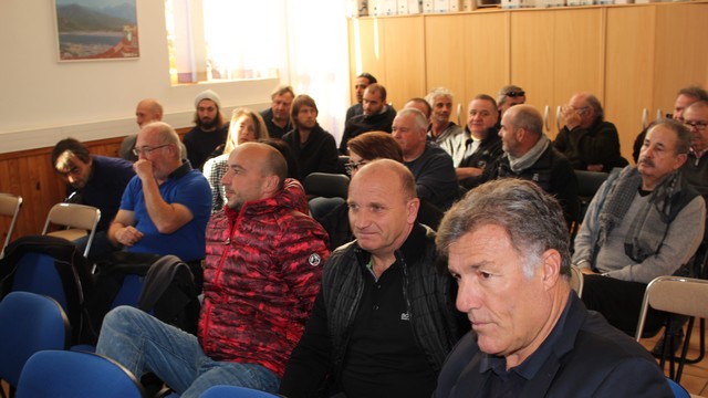 Les plagistes de Calvi signent le protocole d'accord avec l'Etat