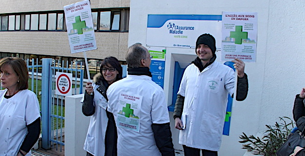 Bastia : Importante mobilisation des pharmaciens contre la baisse des prix de certains médicaments
