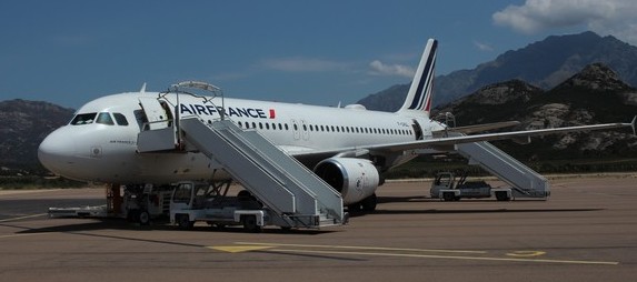 Projet De Fermeture Du Comptoir Air France De Calvi Les