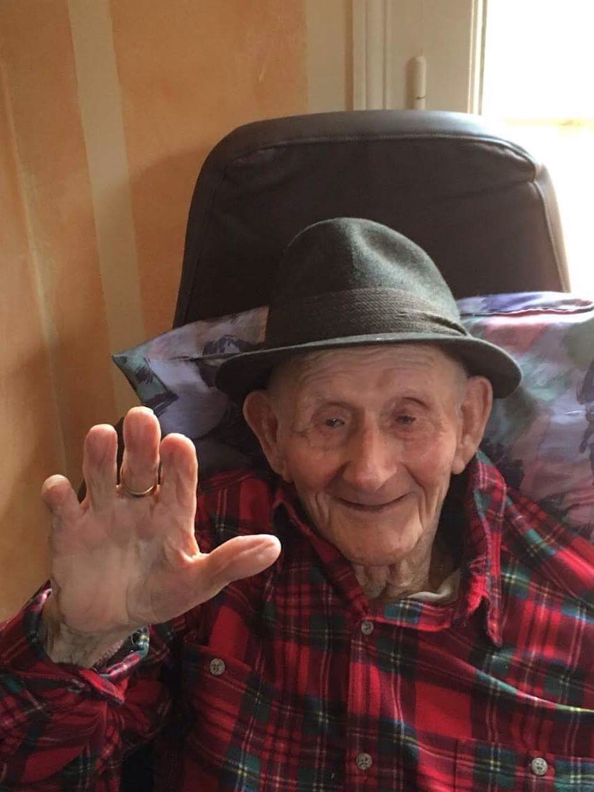 Francois Santelli, doyen de Zilia, à fêté son 103ème anniversaire!