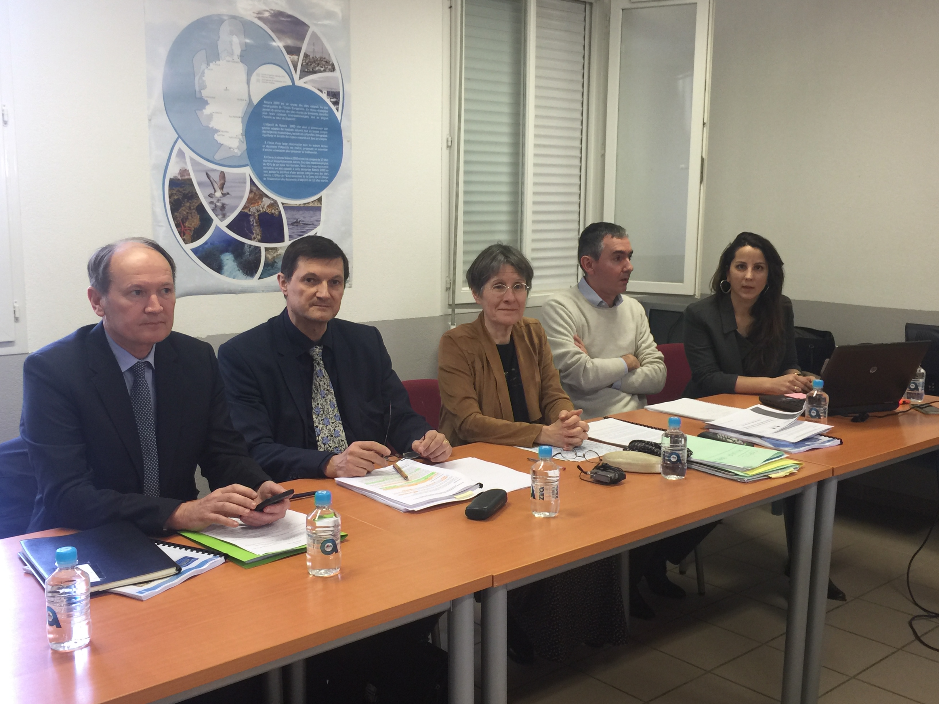 Agnès Simonpietri, présidente de l'Office de l'Environnement de la Corse, Magali Cannac, chargée du dossier, Thierry Duchesne, adjoint au préfet maritime de la Méditerranée, Pascal Vardon (DDTM) et Henri Retali (Dreal).