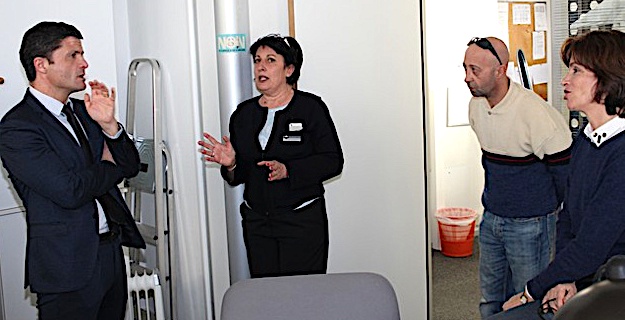 Le personnel du comptoir a fait part de ses inquiétudes au président de l'office des transports