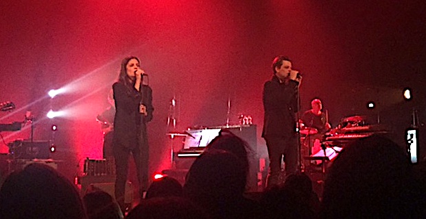  Benjamin Biolay à Bastia avec Chiara Mastroianni : Un concert intense et puissant  