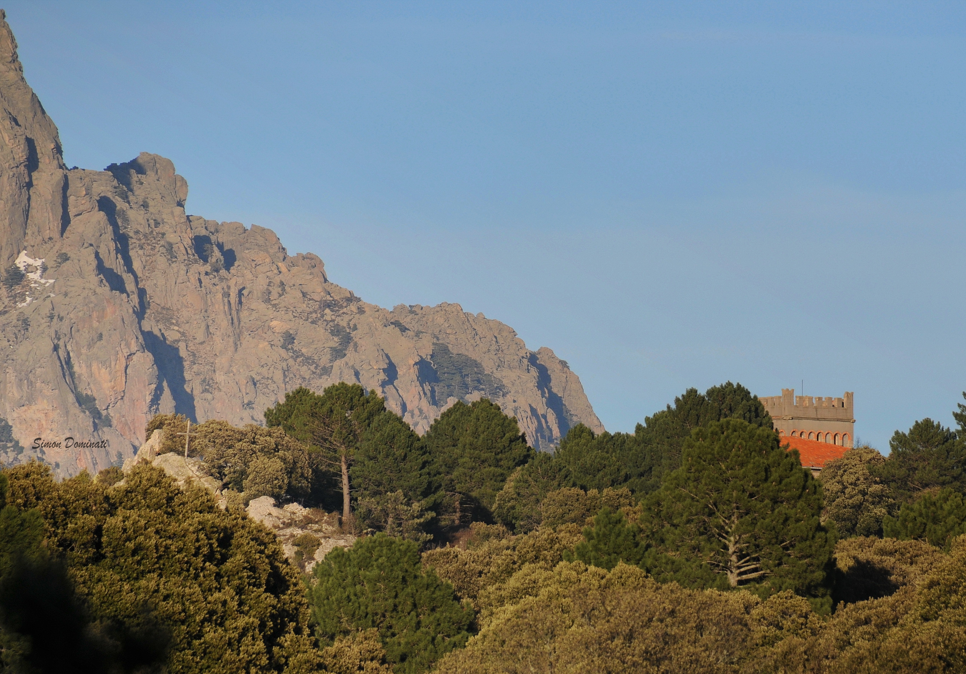 Alta Rocca : Quenza village masqué