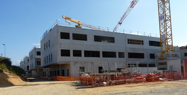 Visite du collège 800 du Stiletto : La CTC et la mairie en visite sur le chantier