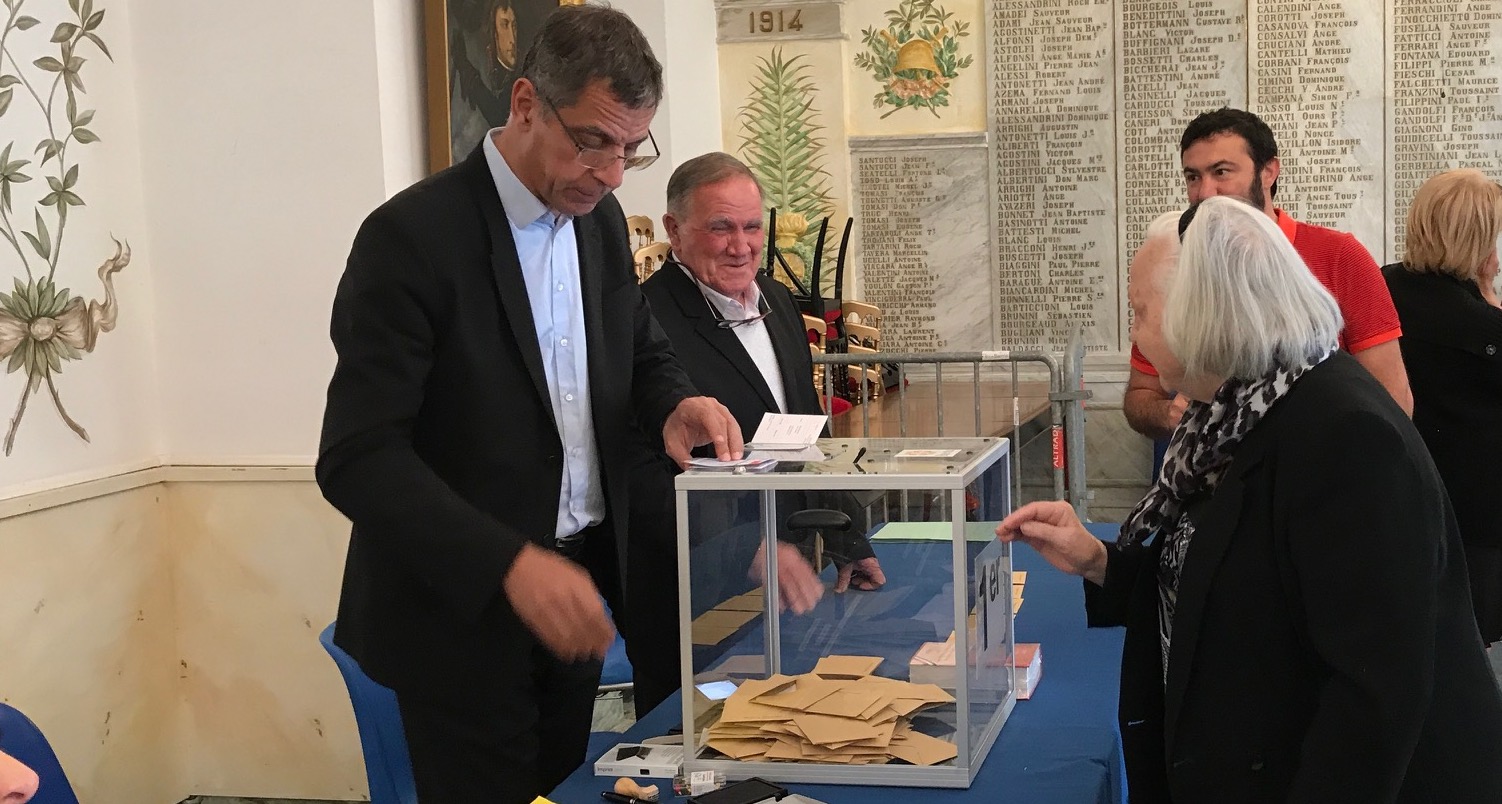 30% des inscrits avaient voté à 11h30 au bureau centralisateur de Bastia
