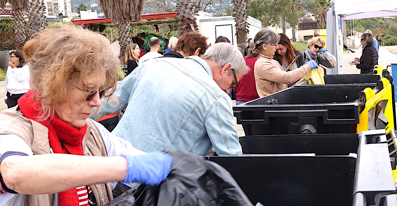 Bastia : "Opération Corse propre" sur la plage de l'Arinella 