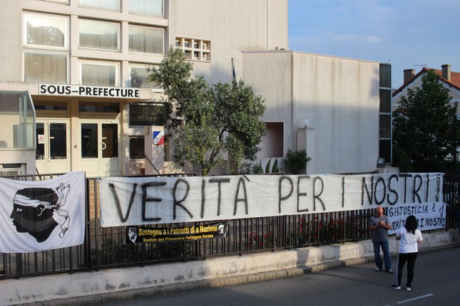 Vague d'interpellations : Rassemblement de soutien à Calvi