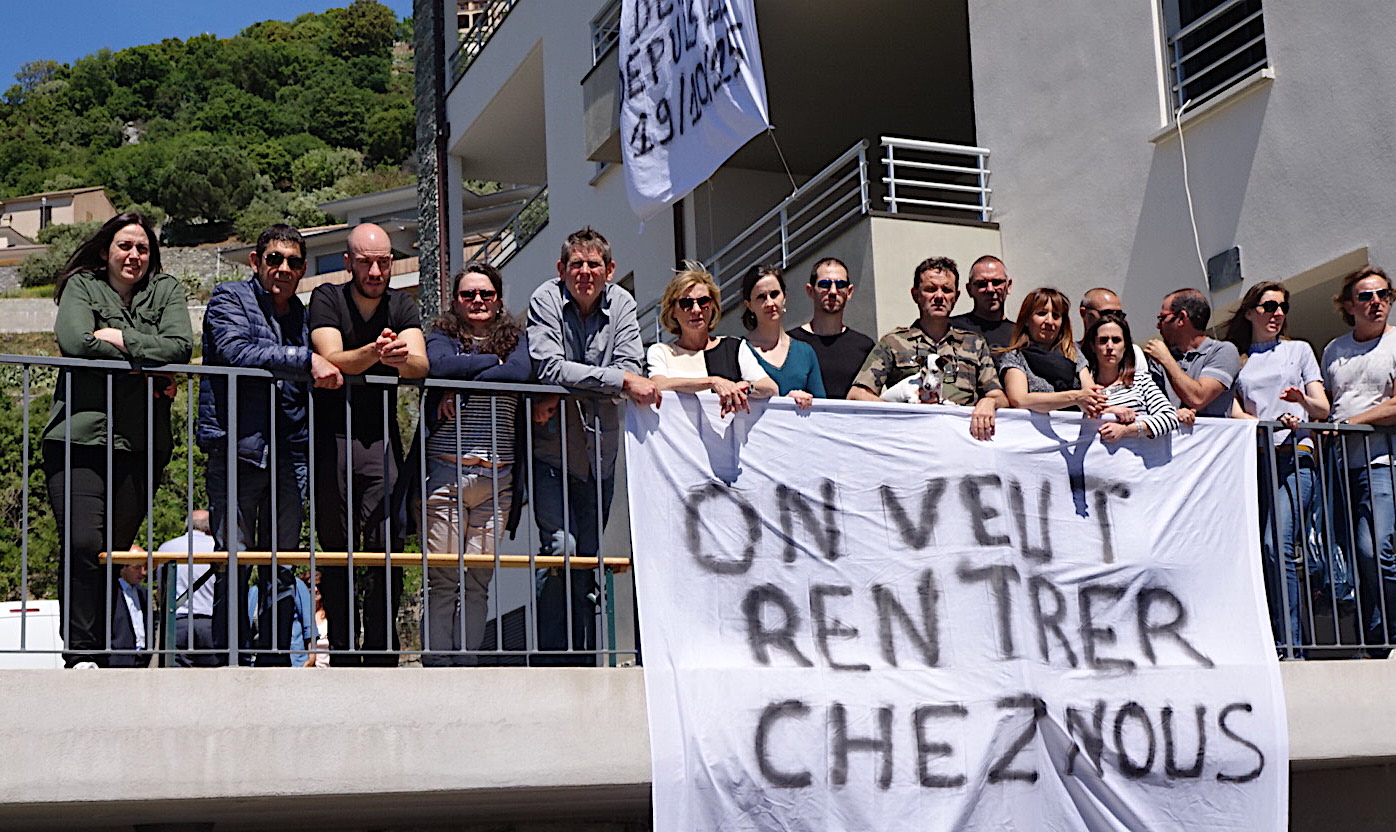 Résidence Rosa Verde à Ville-di-Pietrabugno  : Leurs appartements leur sont interdits !