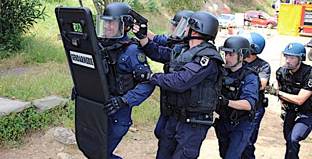 Intervention des unités du SPIG d'Ajaccio et de Calvi Photos GG et FD