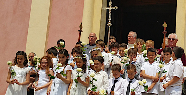 Baptêmes et Première Communion en ce jour de l'Ascension à Calvi