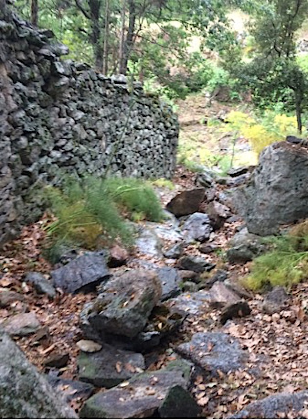 Le sentier de Saint Michel d'Ascu saccagé avant d'être réhabilité : A riposta di i savii aschesi