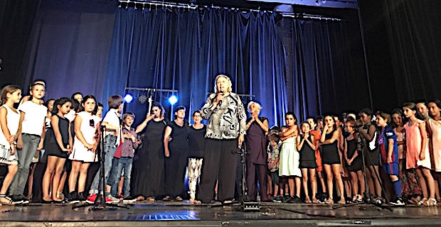  Du théâtre pour la fête de fin d’année de l’école Kalliste de Ville-di-Pietrabugno