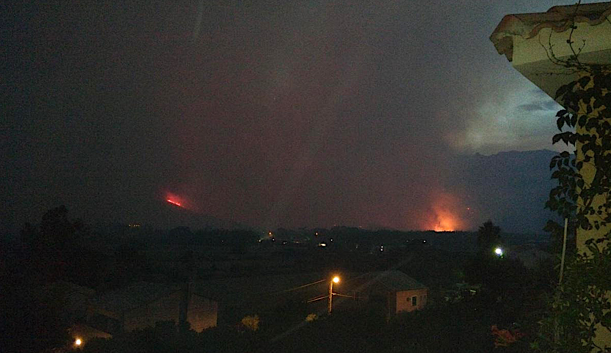 Les flammes dévastatrices déferlent sur la côte Est du Cap Corse !