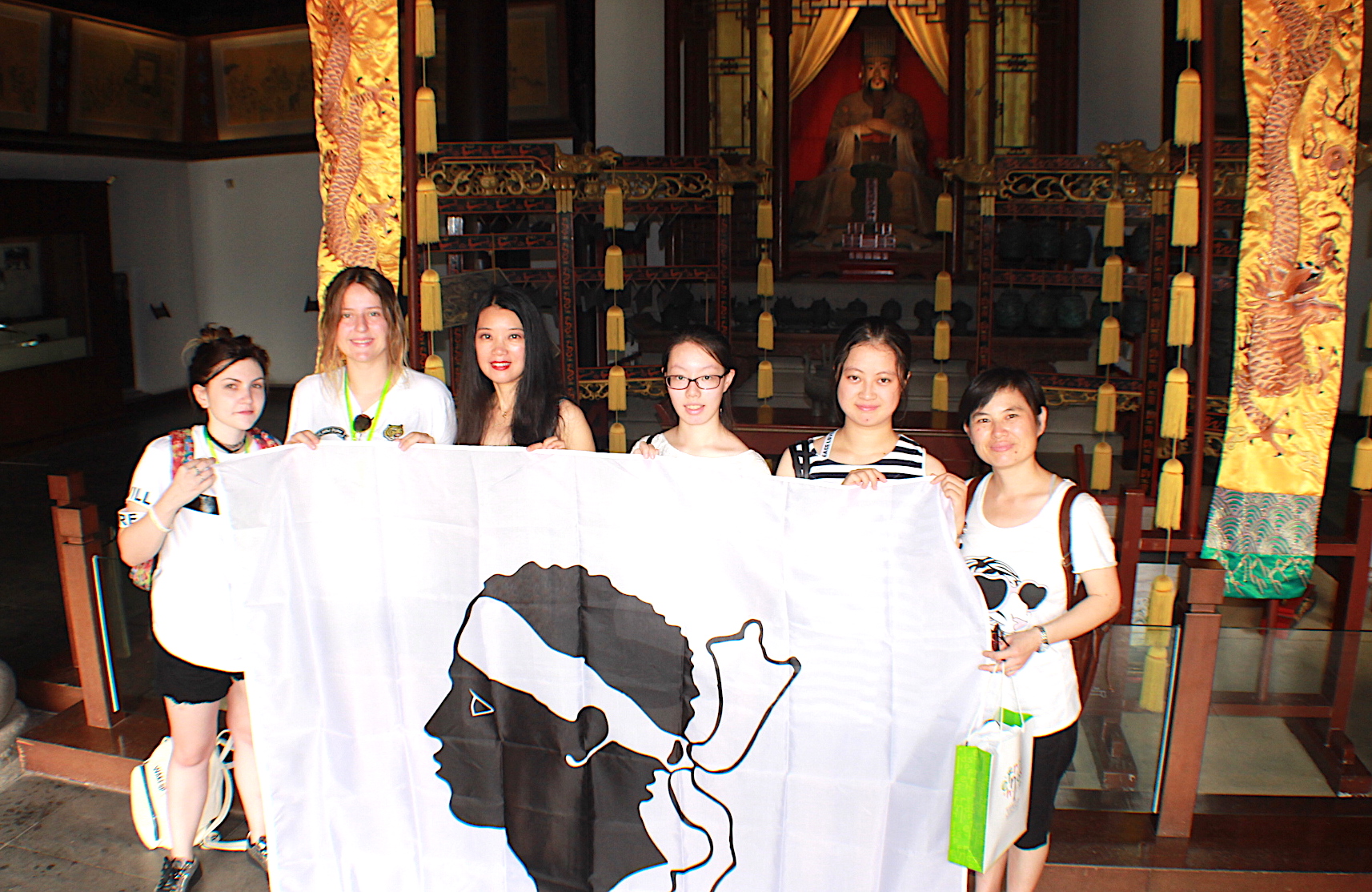 La Corse à Shanghai avec Manon et Clelia : A Bandera au pays de Confucius