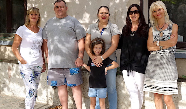 Emilie Rossi (au centre) et ses salariés