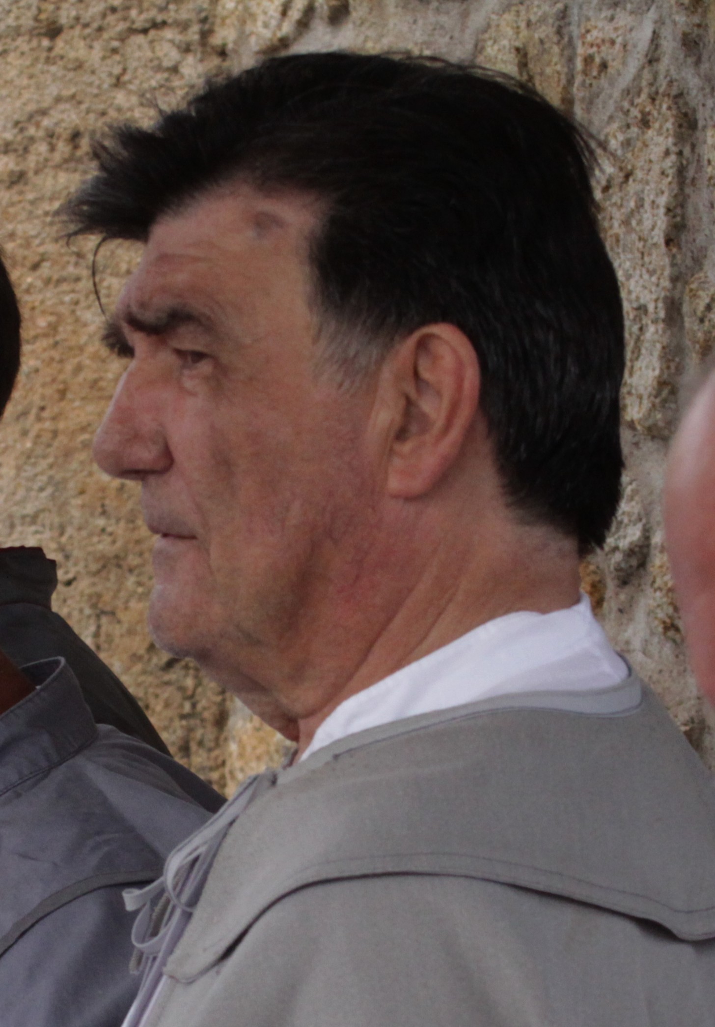 Hommage à Jean-Paul Orsini prieur de la  confrérie Saint-Antoine de Calvi