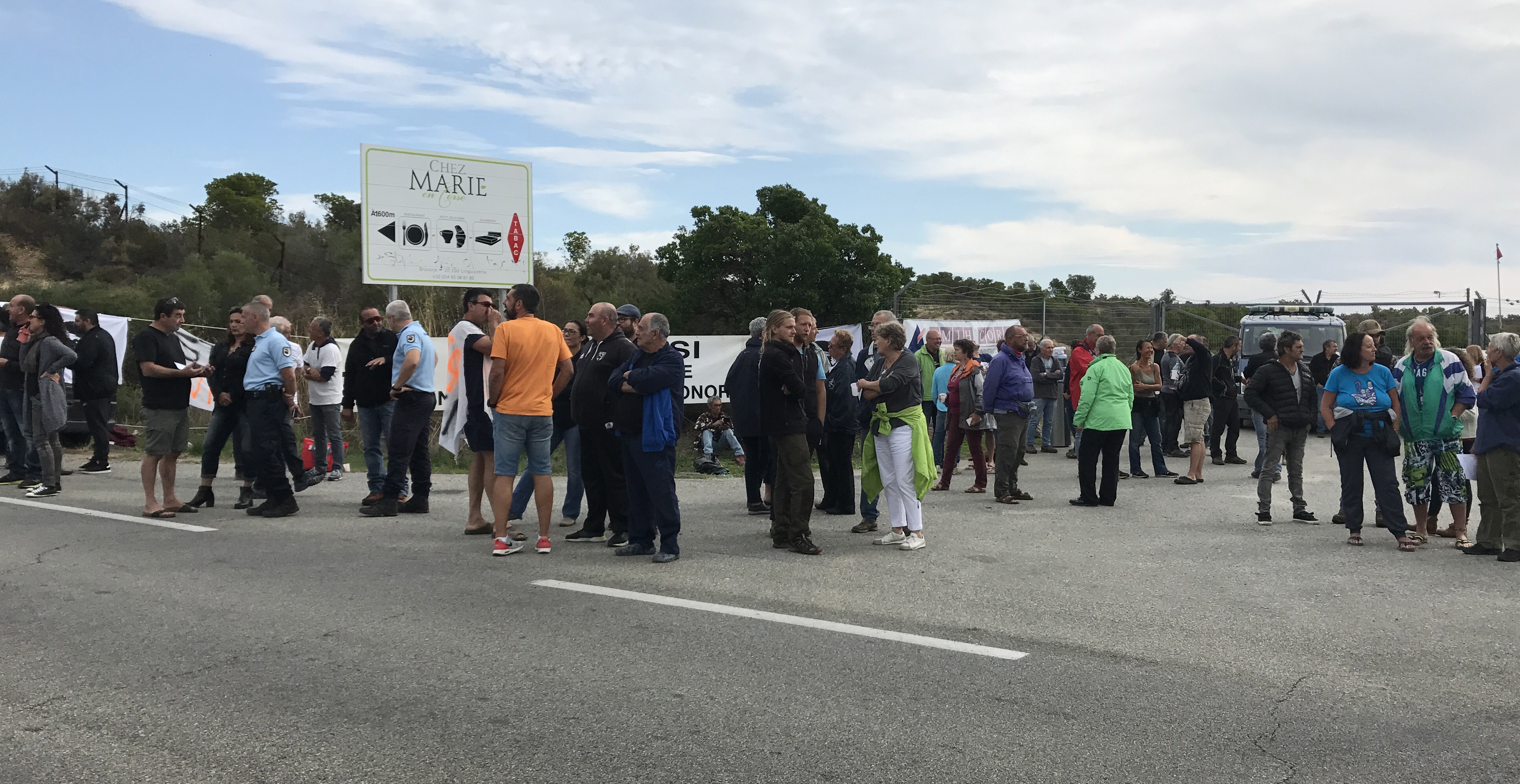 Collectif Basta Cusi : « Les exercices de tirs de la base de Solenzara, c'est, pour les riverains, l'enfer ! »