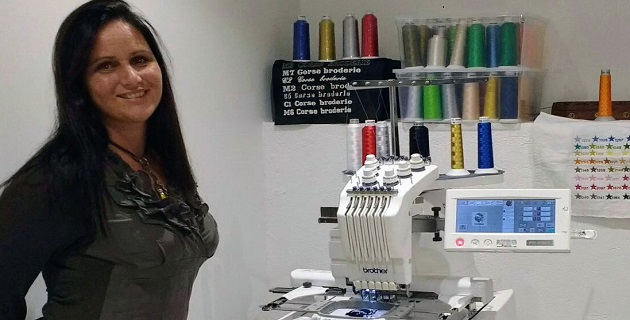 Esther Campello, brodeuse professionnelle et responsable de Corse Broderie 2A