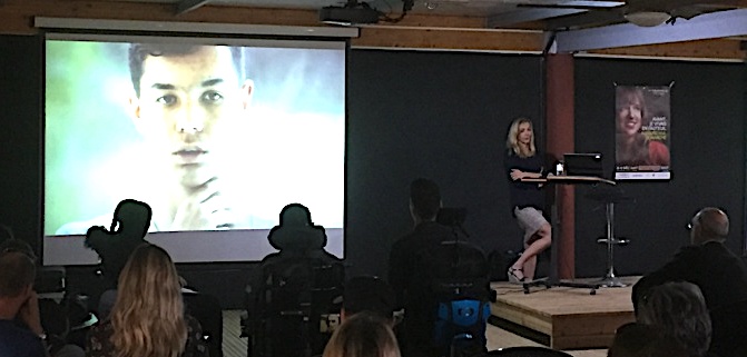 La chercheuse France Pietri-Rouxel a présenté ses recherches et les résultats sur les maladie génétiques