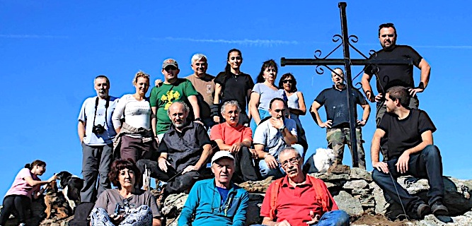 Une croix en fer forgée pour U Pinzalone