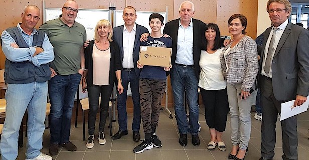 Collège du Fium'Orbu : 181 élèves de 4eme ont reçu une tablette numérique