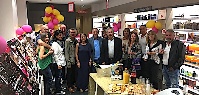 Cocktail à Calvi pour les 25 ans de la création de "Passion Beauté"