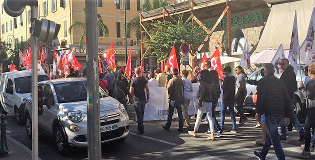 Ajaccio : La protestation de la gare à la préfecture…