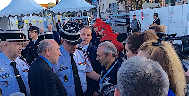 Deux ministres chez les sapeurs-pompiers : Gérard Collomb et Jacqueline Gourault dans le feu de l’action