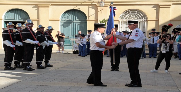 Gérard Collomb aux Sapeurs-Pompiers en congrès à Ajaccio : "Vous forcez le respect !"
