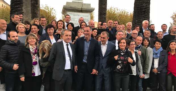 La liste Pè a Corsica, présentée dimanche après-midi, piazza Paoli à Lisula Rossa.