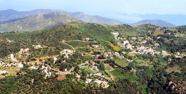 La commune d'Alata confrontée à une réorganisation des services de la poste qui, selon eux, les pénéliserait