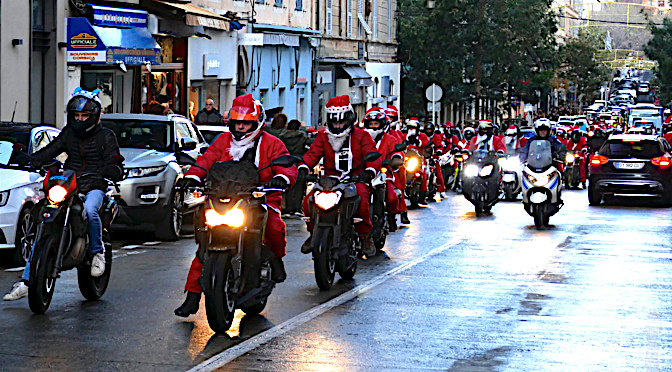A Bastia avant Ajaccio  : Les Pères Noël en moto…