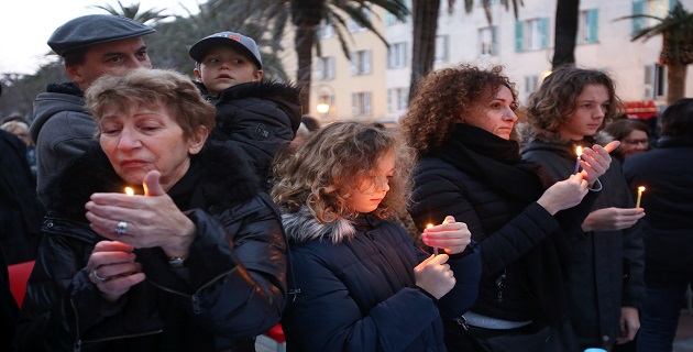 Hanouka, fête des lumières porteuse de paix, célébrée à Ajaccio