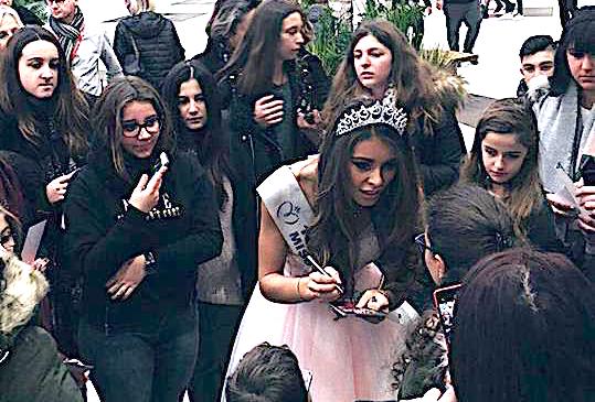 Miss Corse : Bain de foule et dédicaces à l’Atrium !