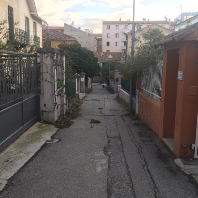 Ajaccio, mon beau village… : A Villetta, le charme discret d’un ilot de verdure…