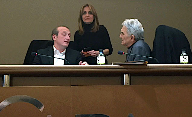 Capa :  Le Projet social présenté par Caroline Corticchiato