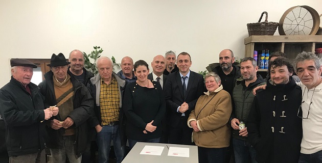 Felicia Francisci Maire de Ciamanacce et Jean-Christophe Angelini  président de l'OFC au moment de la signature