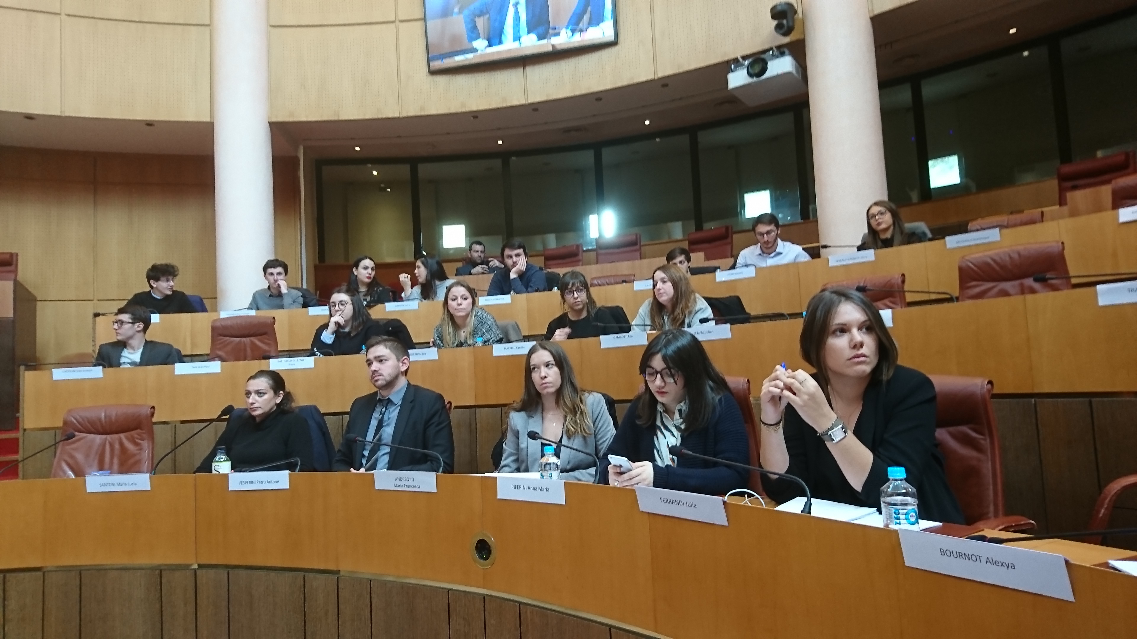 Les jeunes membres de l'Assemblea di a Giuventù, réunis ce mercredi au siège de la Collectivité de Corse, ce mercredi.