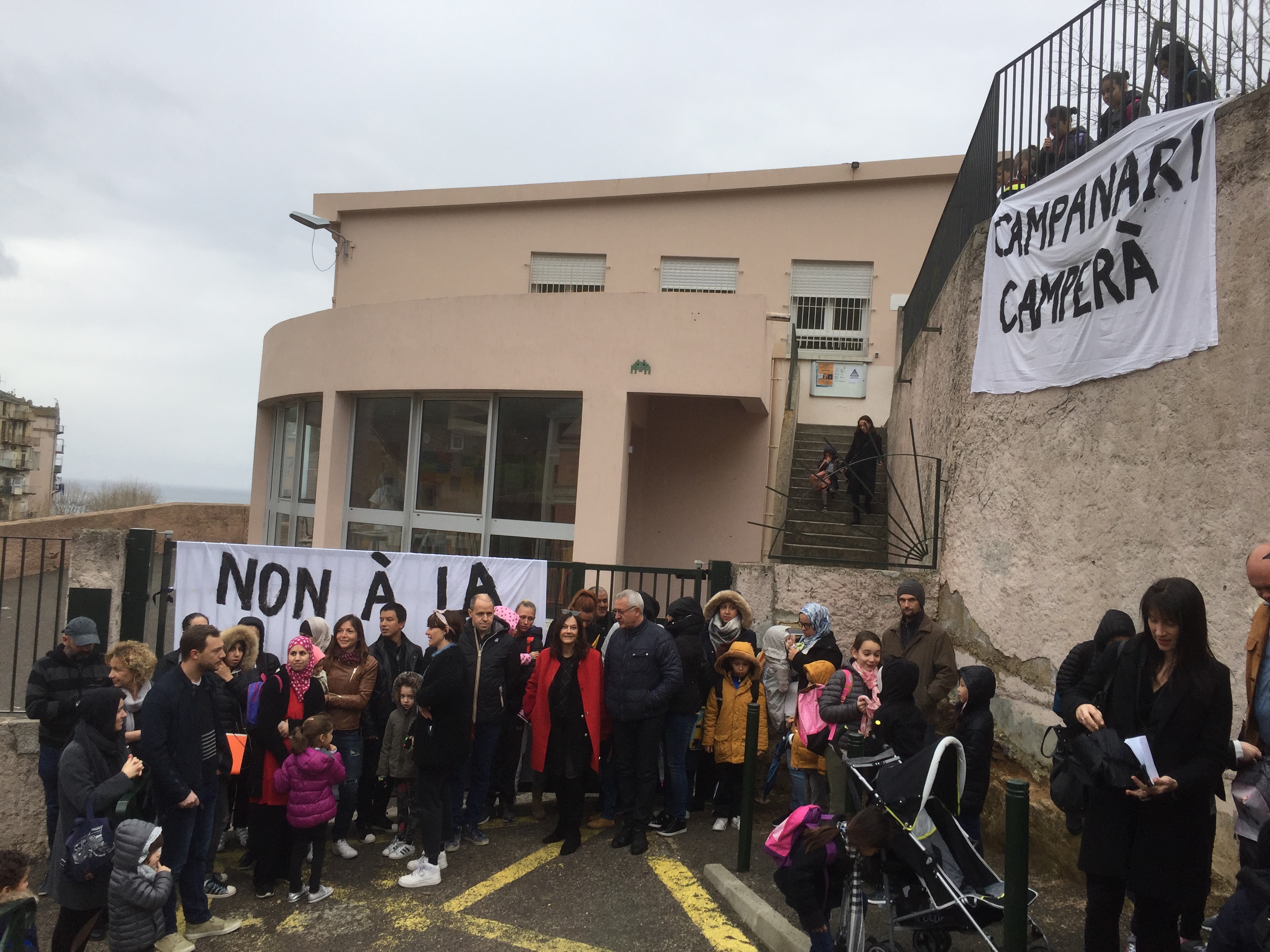 Bastia :  L’école Campanari bloquée par les parents d’élèves  