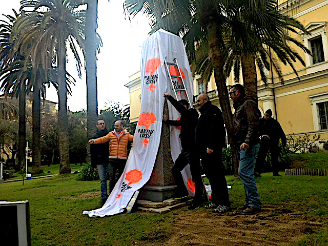 Le Collectif « Parlemu Corsu » dans les jardins de la préfecture à Ajaccio :  "On ne reculera pas !"