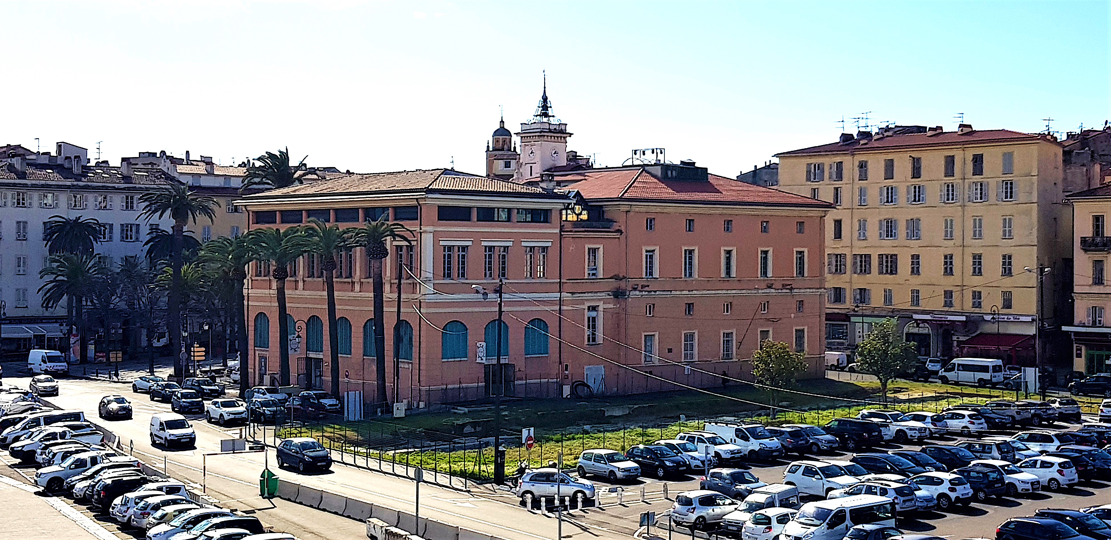 La photo du jour : La "Maison Carrée" d'Ajaccio…
