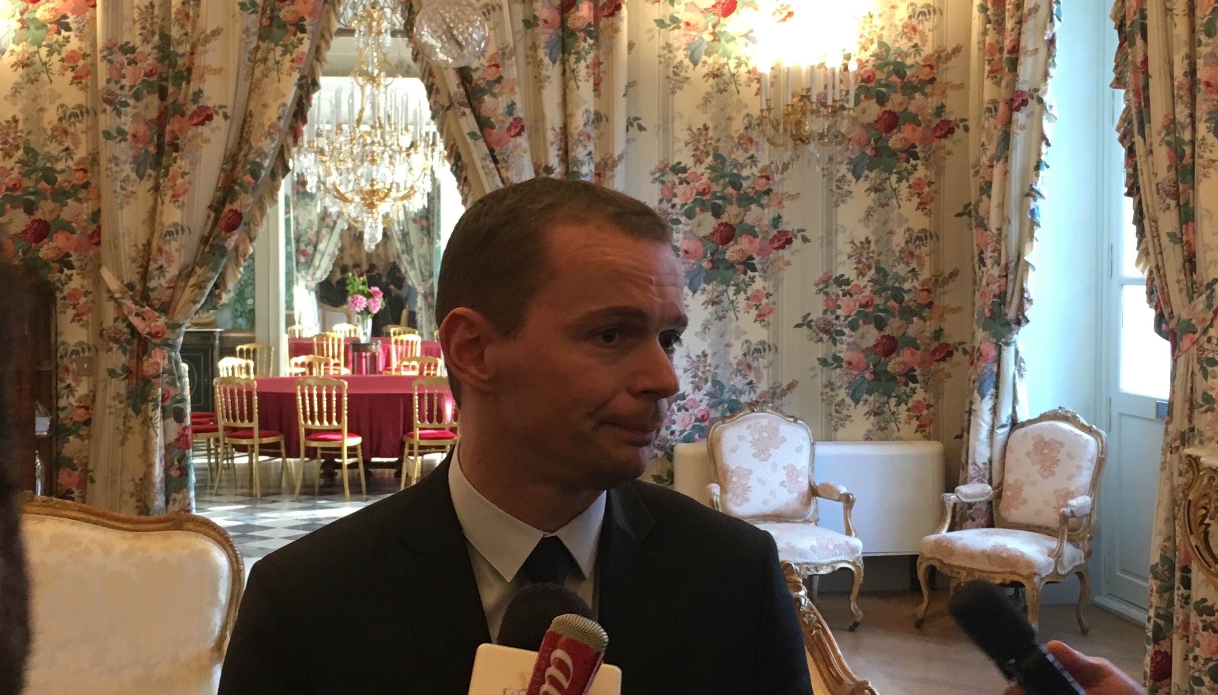 Olivier Dussopt : « Les collectivités doivent travailler avec l’Etat pour maîtriser leurs dépenses »