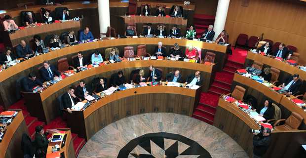 Assemblée de Corse : Polémique sur un déplacement à Paoli City et sur fond d’activisme diplomatique