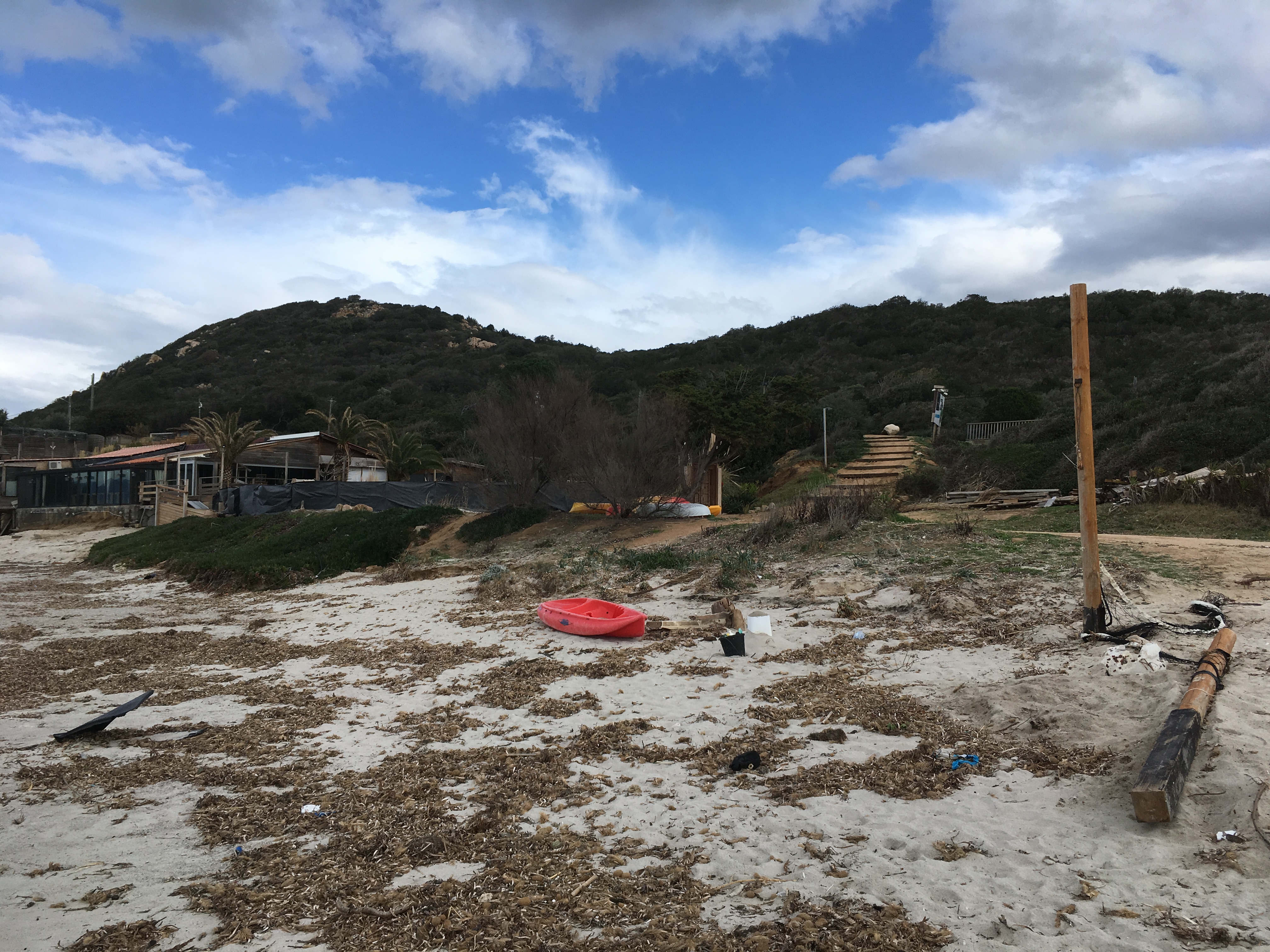 Hostile au projet, l'association Le GARDE a pris cette photo début février montrant l'état de dégradation déjà avancé de la plage de Mare e Sole.