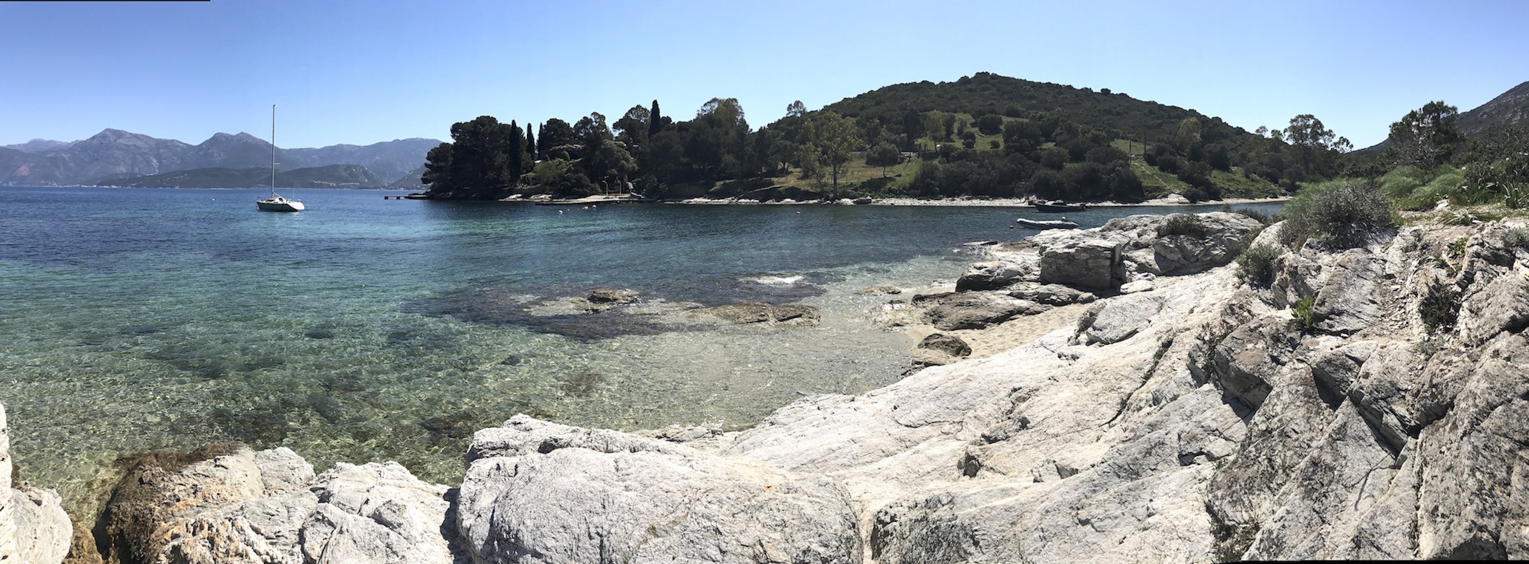 La photo du jour : Sur le sentier des douaniers à San Fiurenzu